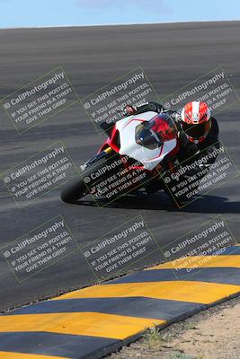 media/Mar-20-2023-Moto Forza (Mon) [[d0bbc59e78]]/1-A Group (Green)/Session 2 (Bowl)/